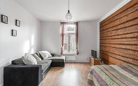 Self-Service Apt 10 Min From Bus-&Railway Station, Free Bike!